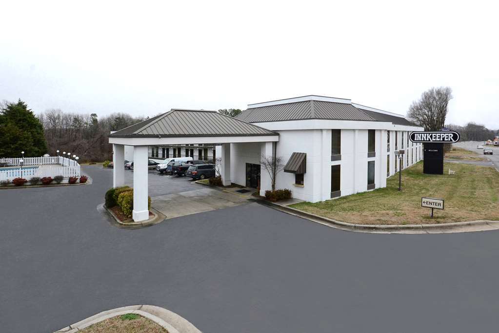 Quality Inn - Roxboro South Exterior photo